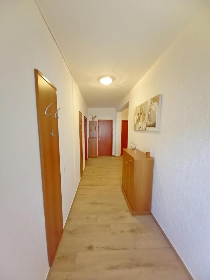 Apartments Tina & Denis พูลา ภายนอก รูปภาพ